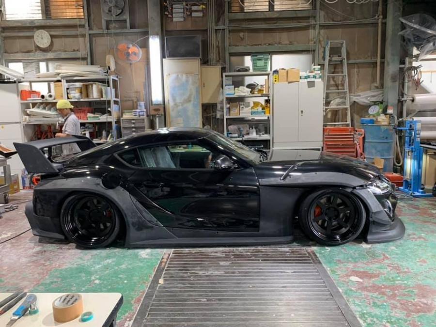 Детали создания Toyota GR Supra by Liberty Walk 2020 года  (фото 8 из 8)